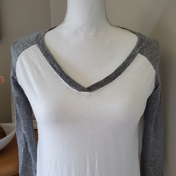 Monrow vneck raglan tshirt - Picture 3 of 7